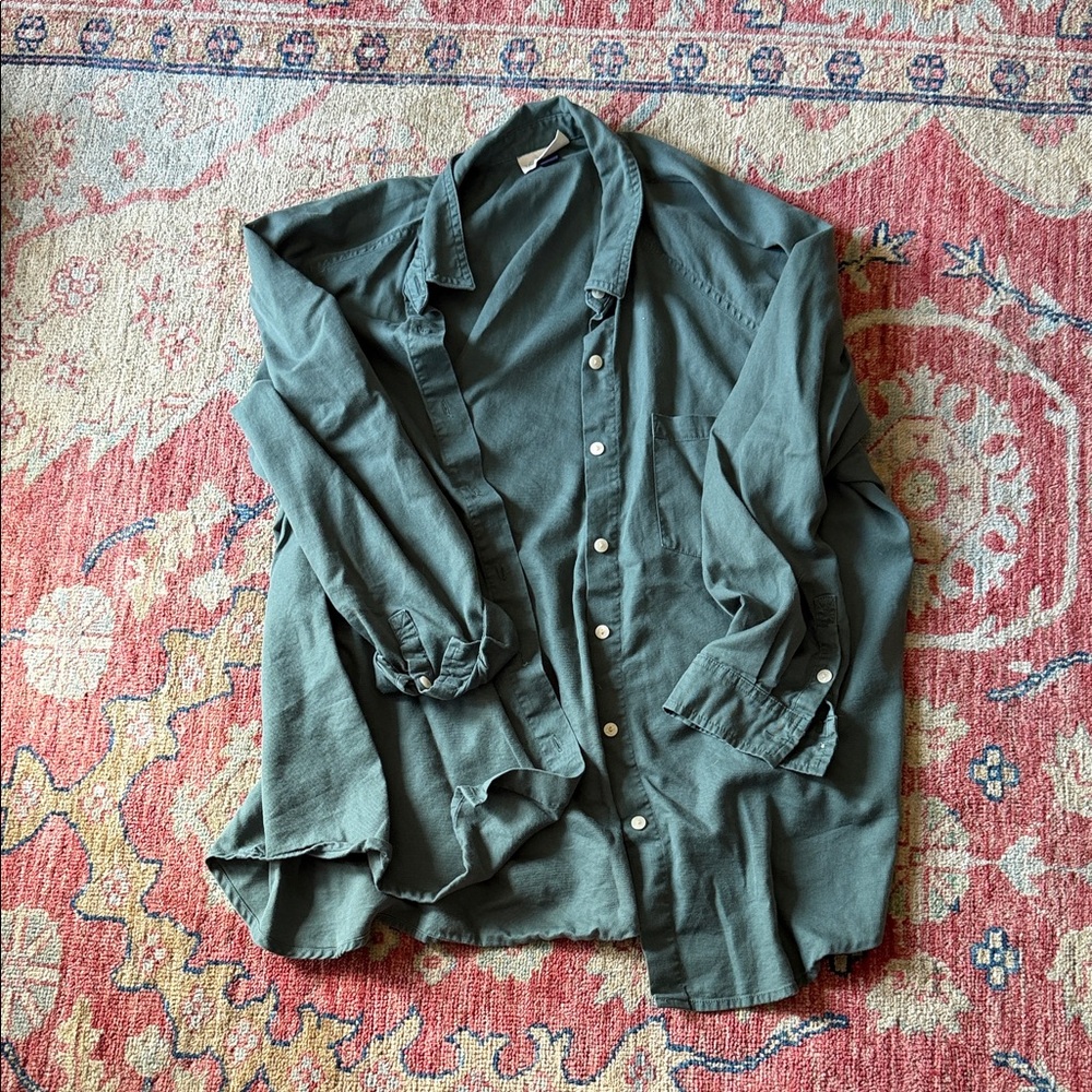 Universal Thread Green Button Down Shirt